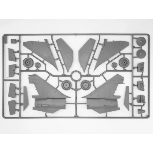 Сборная модель самолета Сборная модель 1:48 Самолет МиГ-25 ПД ICM 48903 1:48