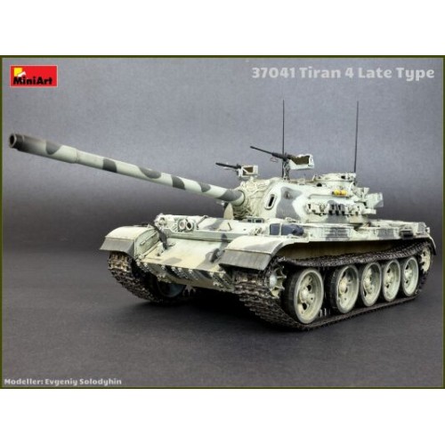 Бронетехника и артиллерия Танк Тиран 4, позднего типа 1:35