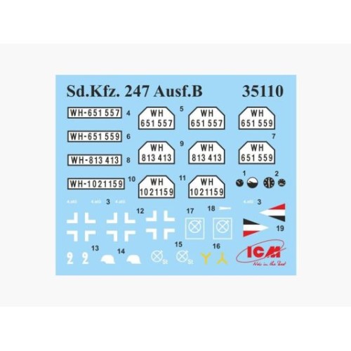 Бронетехніка та артилерія Збірна модель 1:35 Німецький бронеавтомобіль Sd.Kfz. 247 Ausf.B з екіпажем ICM 35111