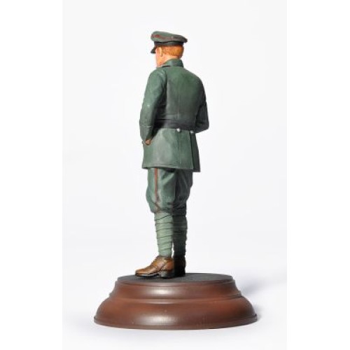 Фигуры и миниатюры Сборная модель 1:16 Фигура Эрнст Удет Летчик-ас Первой мировой войны МиниАрт 16030