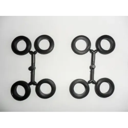 Авто-мото Збірна модель 1:35 Німецький санітарний автомобіль Lastkraftwagen 3.5 t AHN з укриттям ICM 35417