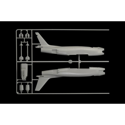 Сборная модель самолета Cборная модель 1:48 Самолет North American FJ-2:3 Fury Италери 2811 1:48