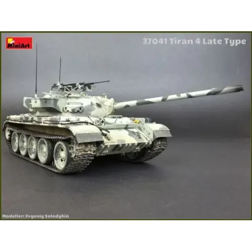 Бронетехніка та артилерія Збірна модель 1:35 Танк Tiran 4 пізня модифікація MiniArt 37041