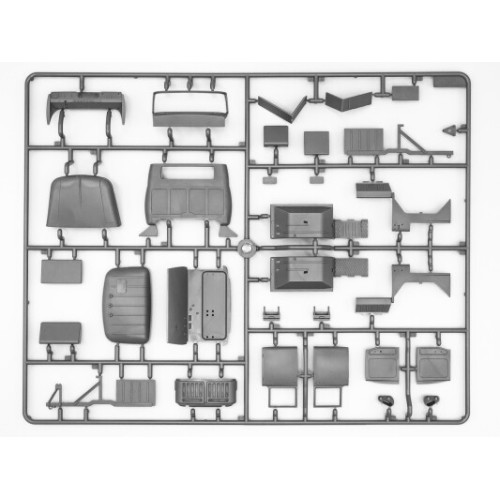 Бронетехника и артиллерия ICM35515 ZiL-131 Soviet Army truck