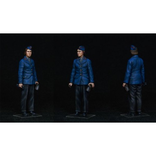 Фигуры и миниатюры Сборная модель 1:35 Фигуры персонал немецкой железнодорожной станции 1930-40г. Миниарт 38010