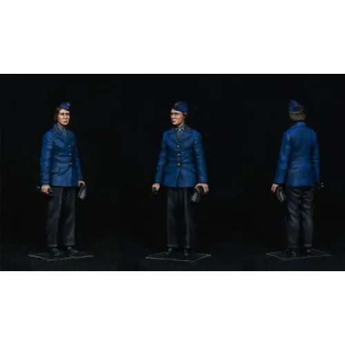 Фігури та мініатюри Збірна модель 1:35 Фігури персонал німецької залізничної станції 1930-40р. Мініарт 38010