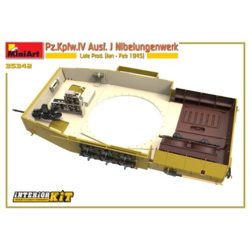 Бронетехника и артиллерия Немецкий танк Pz.Kpfw.IV AUSF.J (январь - февраль 1945). С интерьером