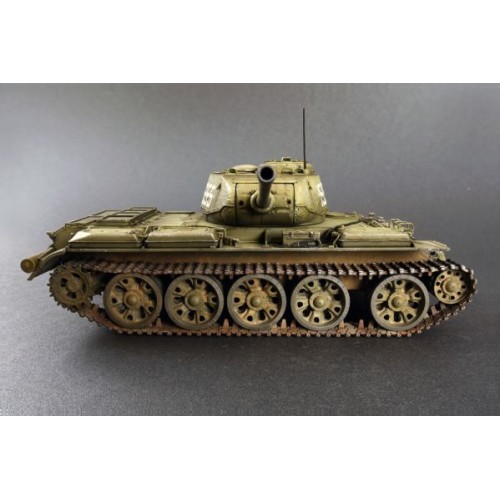 Бронетехника и артиллерия Средний танк Т-44 M 1:35