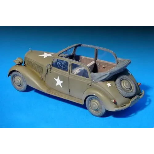 Бронетехніка та артилерія Збірна модель 1:35 Німецький автомобіль МБ ТИП 170V Кабріо салон Miniart 35103