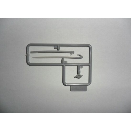 Фигуры и миниатюры Сборная модель 1:16 Фигура Офицер Республиканской гвардии Франции ICM 16004