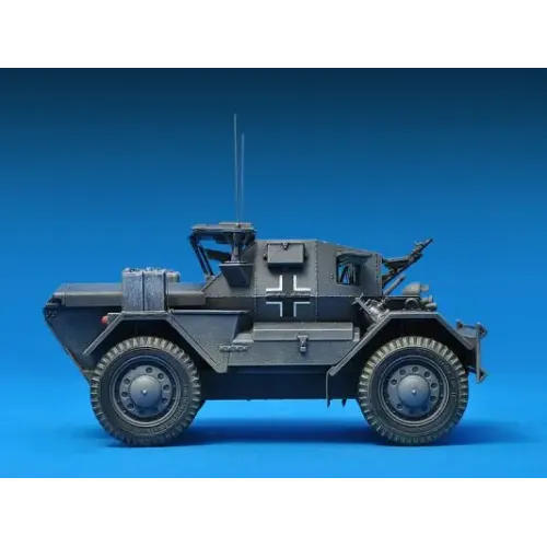 Бронетехника и артиллерия MA35074 DINGO Mk.II scout car with crew / Pz.Kmpf. Mk.I 202 (e) (Авто)