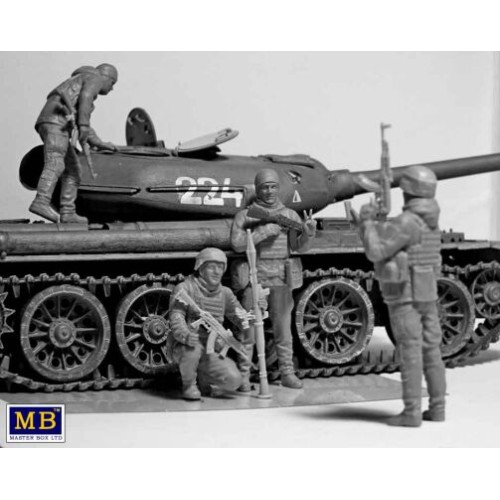 Фігури та мініатюри Збірна модель 1:35 Фігури Оборона Києва, березень 2022 р. Трофей МастерБокс 35223