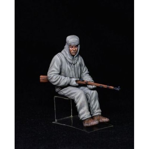 Фигуры и миниатюры Сборная модель 1:35 Фигуры советская штурмовая пехота в зимних камуфляжах Миниарт 35226