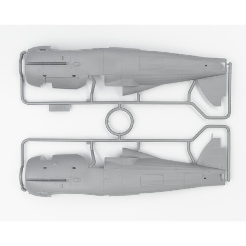Сборная модель самолета Сборная модель 1:32 Набор "Бои за Мальту" ICM DS3201 1:32