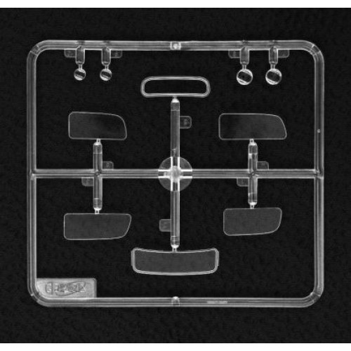 Авто-мото Тип 320 (W142) Седан із німецьким штабним персоналом