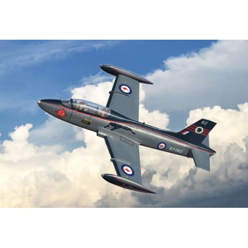 Сборная модель самолета Cборная модель 1:48 Самолет Macchi MB-326 Италери 2814 1:48