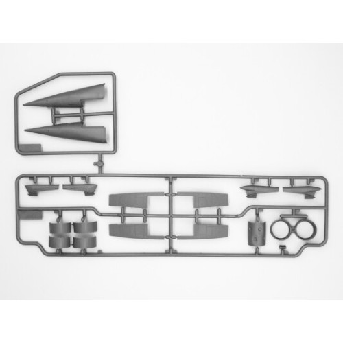 Збірна модель літака Збірна модель 1:72 Радянський літак-розвідник Міг-25 РБ ICM 72173 1:75