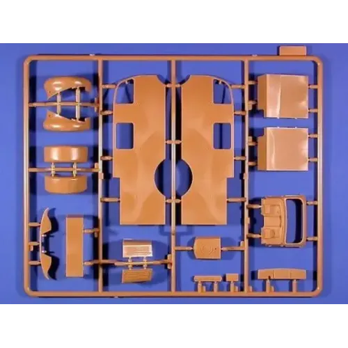 Авто-мото Сборная модель 1:35 Немецкий пожарный автомобиль L1500S LF 8 ICM 35527