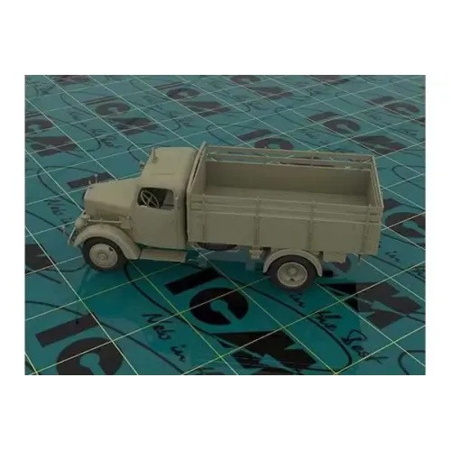 Бронетехника и артиллерия Германский грузовой автомобиль Typ L3000S, 2 МВ 1:35