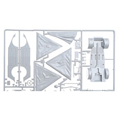 Бронетехника и артиллерия Немецкий автомобиль Volkswagen Typ 82 Kubelwagen 1:35