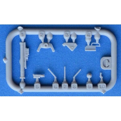 Бронетехніка та артилерія Збірна модель 1:72 Французький бронеавтомобіль VBL Milan ПТ-ракетоносець ACE 72421