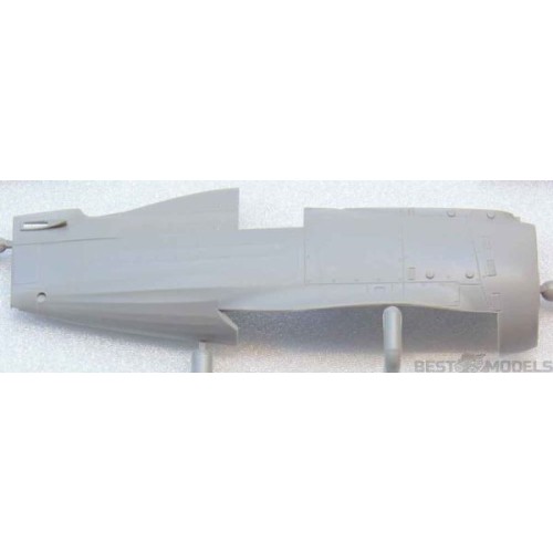 Сборная модель самолета Сборная модель 1:48 Советский истребитель-биплан I-153 (зимняя версия) ICM 48096 1:48