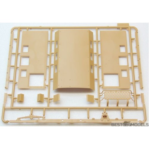 Авто-мото Збірна модель 1:35 Радянський автомобіль технічної допомоги ЗІЛ-131 ICM 35518