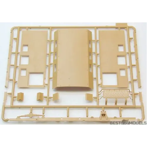 Авто-мото Сборная модель 1:35 Советский автомобиль технической помощи ЗИЛ-131 ICM 35518