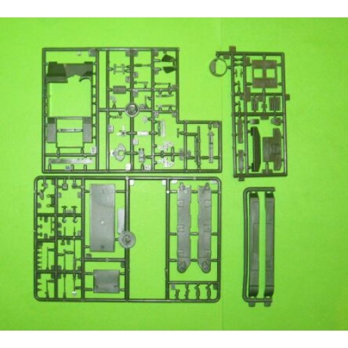 Бронетехника и артиллерия 105-мм самоходная гаубица М7Б1 1:72
