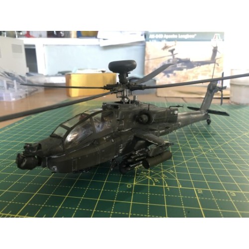 Вертолёты Сборная модель 1:72 Вертолет AH-64 Апач Италери 0159