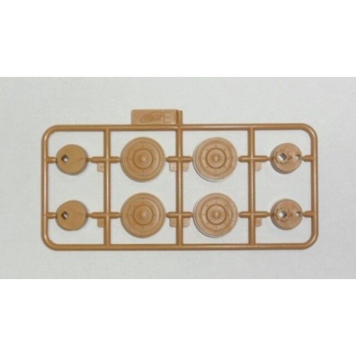 Бронетехника и артиллерия Немецкий бронеавтомобиль Panzerspahwagen P 204 (f), II МВ (ICM 35374)