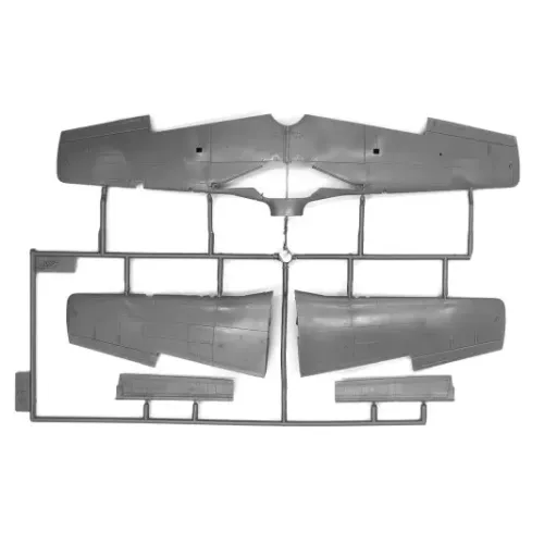 Сборная модель самолета Сборная модель 1:48 американский истребитель Мустанг Р-51 В с пилотами и техниками ICM 48125 1:48
