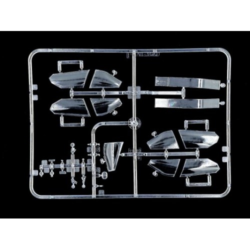Вертолёты Сборная модель 1:48 Вертолет AH-1G Кобра и аэродромное покрытие США M8A1 ICM 48298
