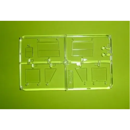 Авто-мото Збірна модель 1:35 Німецький санітарний автомобіль Lastkraftwagen 3.5 t AHN з укриттям ICM 35417