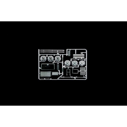 Авто-мото Збірна модель 1:24 вантажний автомобіль : тягач Man F8 19.321 4x2 Italeri 3946