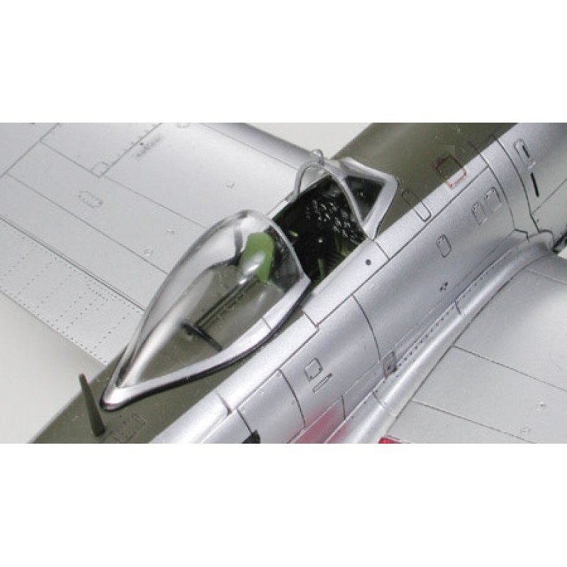 Збірна модель літака Tamiya – літак 1:72 P-47D Thunderbolt Bubbletop 60770 1:72