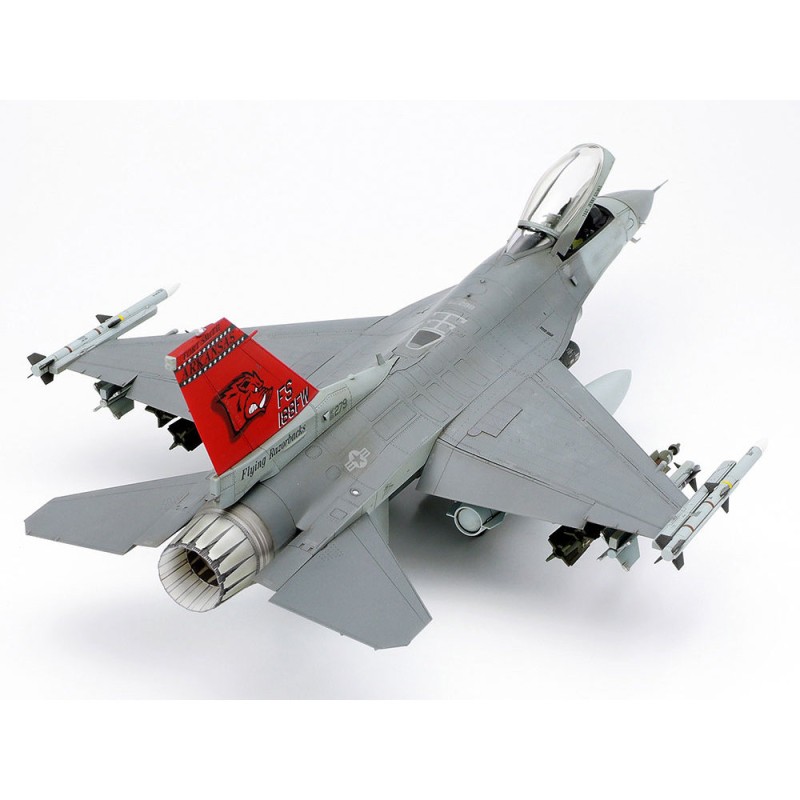 Збірна модель літака літак 1:48 F-16C [Block 25/32] 61101 1:48