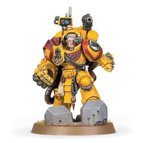 Space Marines Миниатюра WARHAMMER 40000: IMPERIAL FISTS - TOR GARADON