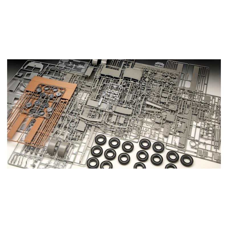 Збірна модель Збірна модель-копія Revell Вантажна машина Büssing 8000 S13 з причепом рівень 5 масштаб 1:24
