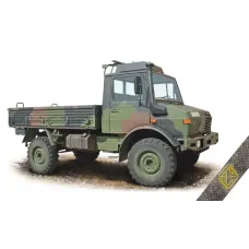 Збірна модель 1:72 Військова вантажівка 2т (4x4) Unimog U1300L ACE 72450