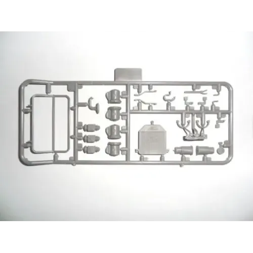 Сборная модель 1:24 Пожарный автомобиль с экипажем T 1914 ICM 24017