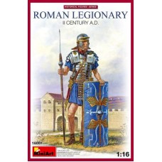Сборная модель 1:16 Фигура Римский легионер II века н.э. МиниАрт 16007