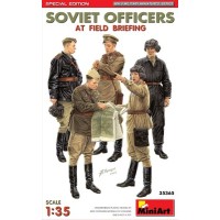 Збірна модель 1:35 Фігури Радянські офіцери на польовому брифінгу (Special Edition) MiniArt 35365