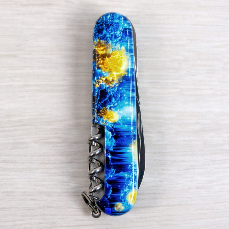 Складаний ніж Victorinox HUNTSMAN UKRAINE ДНК Українця 1.3713.3.T3270pw