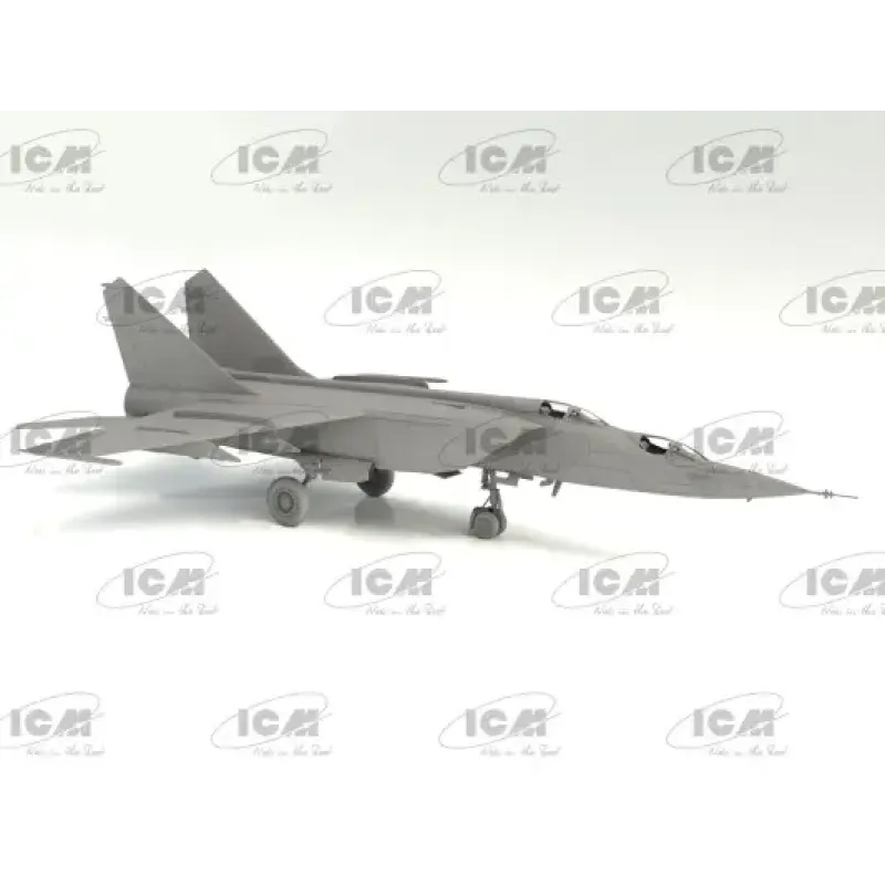 Збірна модель літака Збірна модель 1:72 літак МіГ-25ПУ, Радянський навчальний літак ICM 72178 1:72