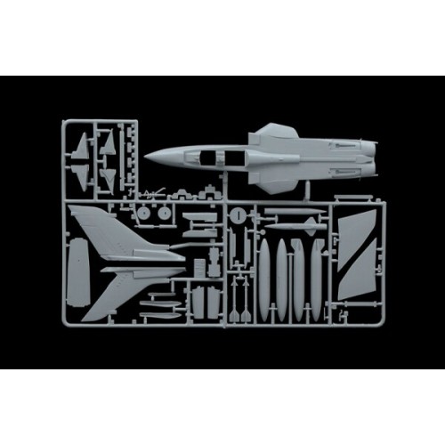 Збірна модель літака Збірна модель 1:72 літак Tornado GR.1 RAG "Gulf War" Italeri 1384 1:72