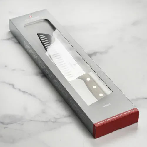Ніж-сантоку Victorinox WOOD 17см дерев’ян 6.8520.17G