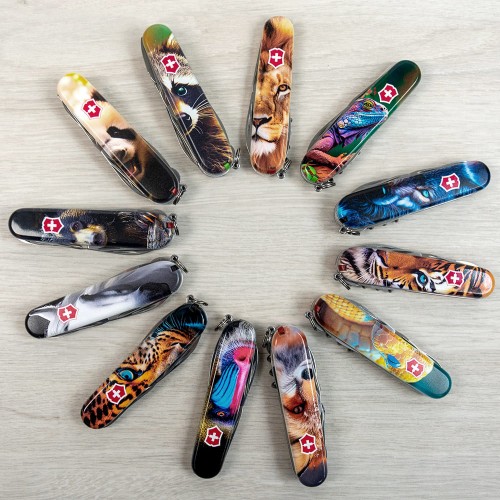 Складаний ніж Victorinox SPARTAN ANIMAL Лев 1.3603.7.F1010pw
