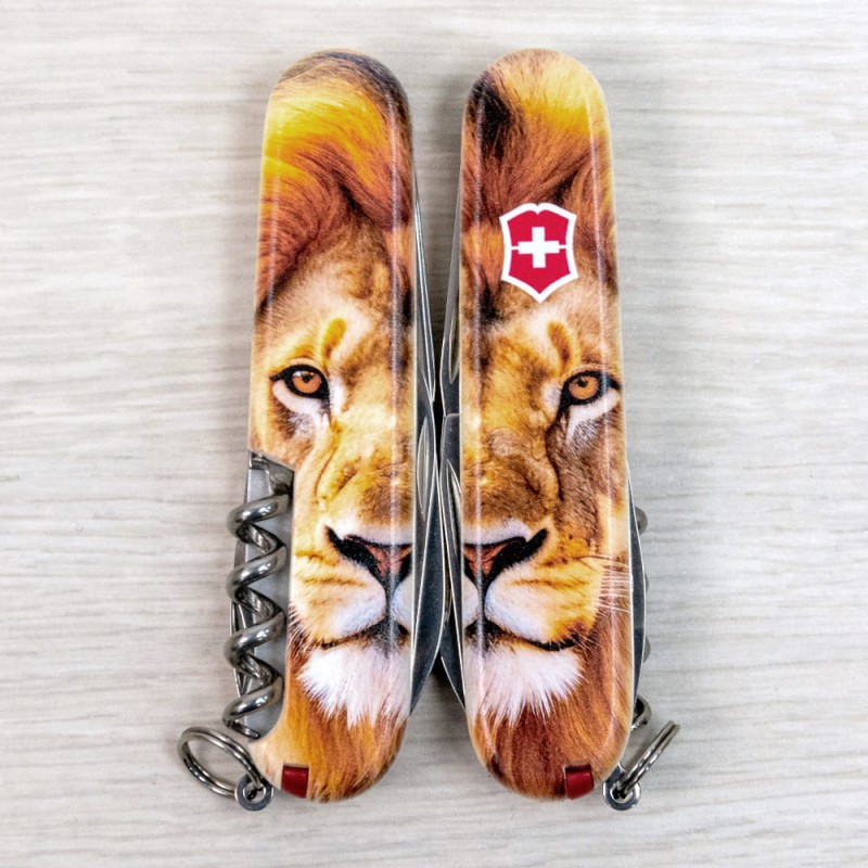 Швейцарский складной нож 91мм Victorinox SPARTAN ANIMAL 1.3603.7.F1010pw