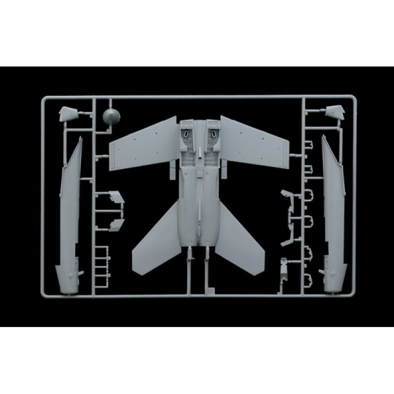 Сборная модель самолета Cборная модель 1:48 Самолет EA-18G Growler Италери 2824 1:48